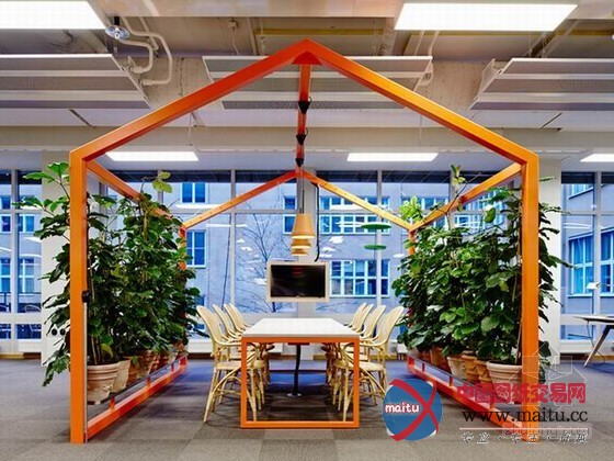 活力满满!瑞典Vasakronan总部办公室设计