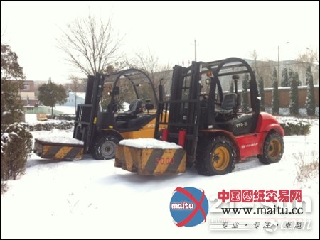 东方红越野叉车雪地通过性测试展现优良性能