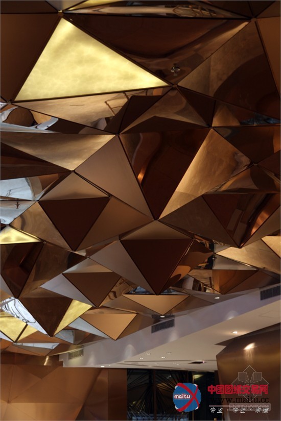 广东南海万科广场售楼部设计 强烈视觉对话