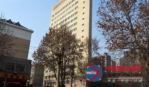 石家庄现“纸片楼” 最窄处仅两米令人乍舌