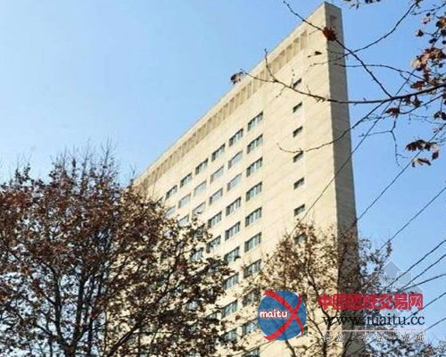 石家庄现“纸片楼” 最窄处仅两米令人乍舌