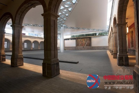 墨西哥La Ciudadela 18世纪老建筑图书馆改造