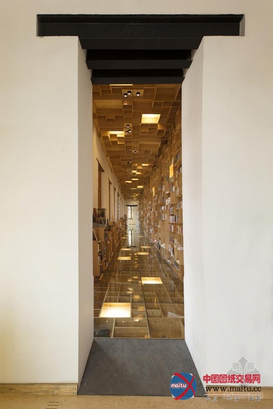 墨西哥La Ciudadela 18世纪老建筑图书馆改造