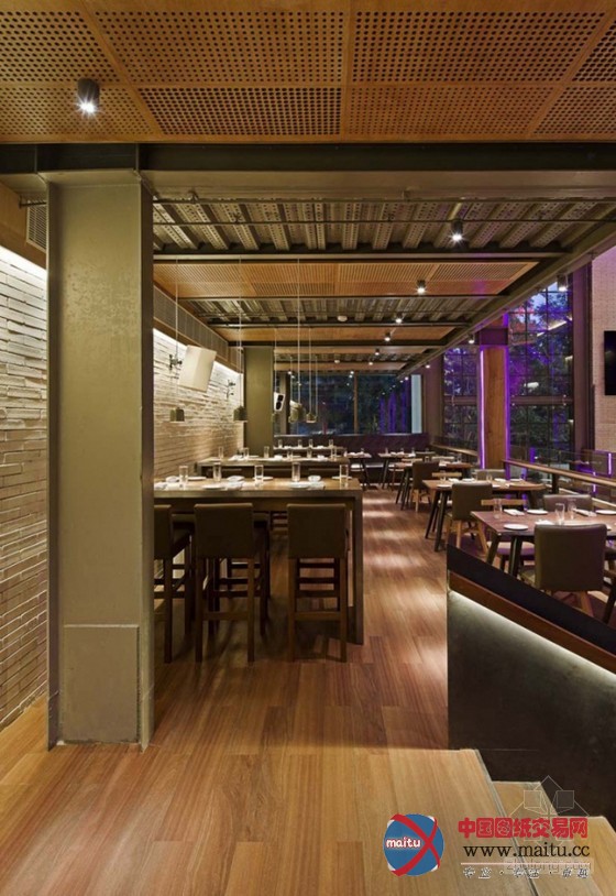 独特视角的印度LOFT 38音乐主题餐厅设计