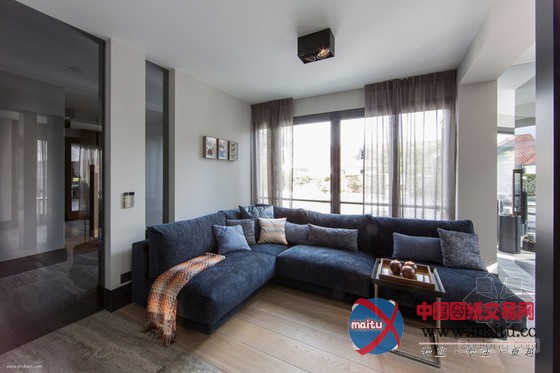 荷兰简约主义别墅设计 空间显大气