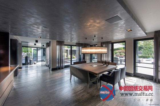 荷兰简约主义别墅设计 空间显大气