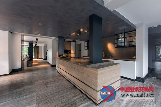 荷兰简约主义别墅设计 空间显大气