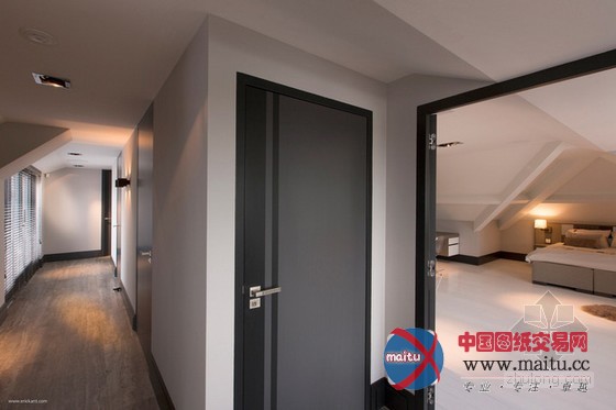 荷兰简约主义别墅设计 空间显大气