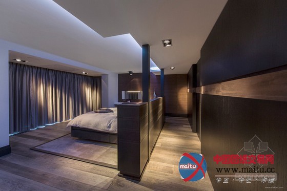 荷兰简约主义别墅设计 空间显大气