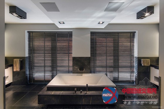 荷兰简约主义别墅设计 空间显大气