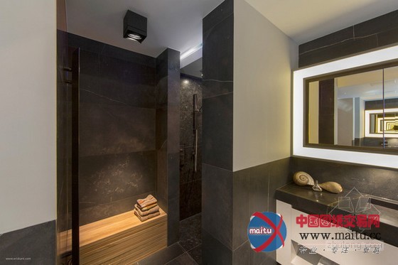 荷兰简约主义别墅设计 空间显大气