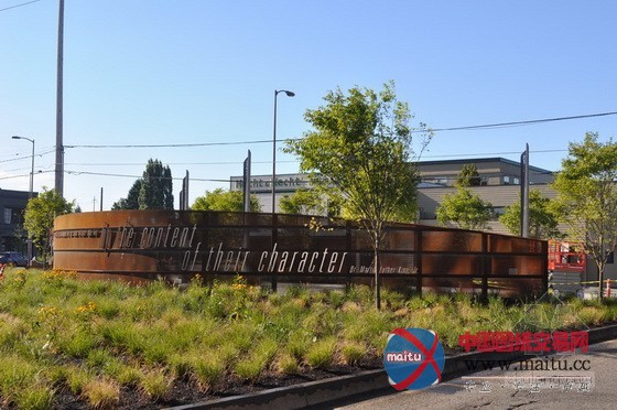 美国波特兰市马丁•路德•金大道节点景观