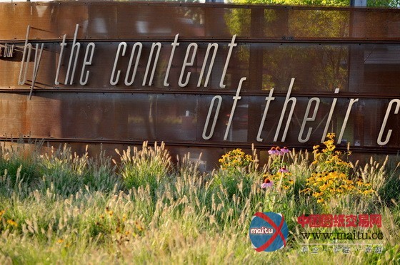 美国波特兰市马丁•路德•金大道节点景观