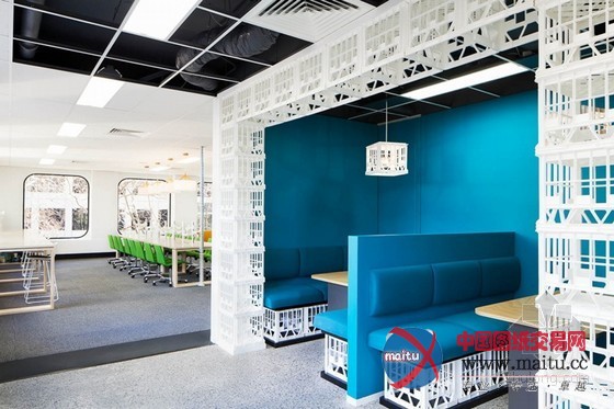 悉尼TNS办公室设计 疯狂的彩色模块