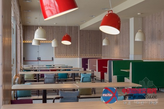 十分特别的Grandvalira餐厅装修设计