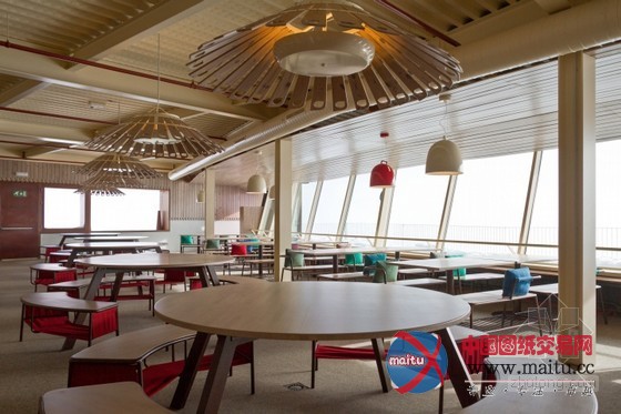 十分特别的Grandvalira餐厅装修设计