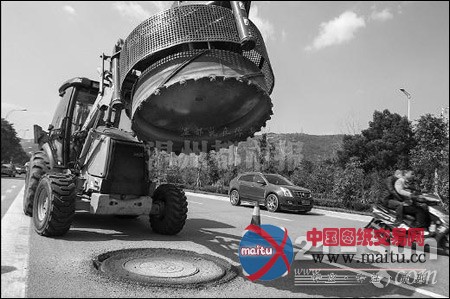 温州启用新型路面施工机 传说中的血滴子