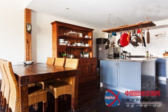 居家妆点热潮 异国图腾风公寓设计