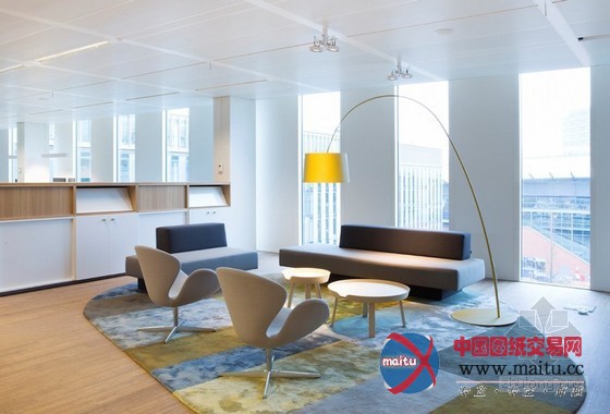 全新的改造 阿姆斯特丹NUON总部办公室装修设计