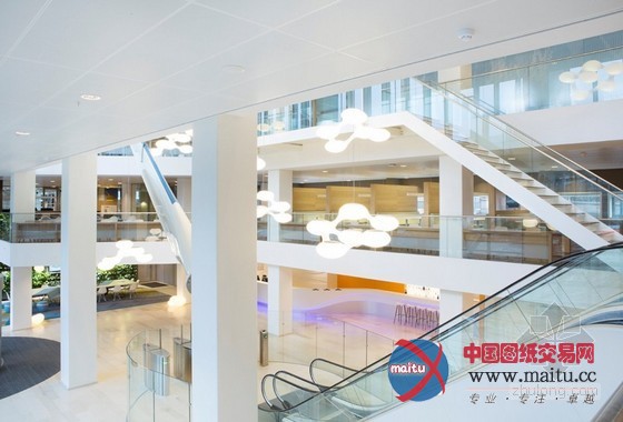 全新的改造 阿姆斯特丹NUON总部办公室装修设计