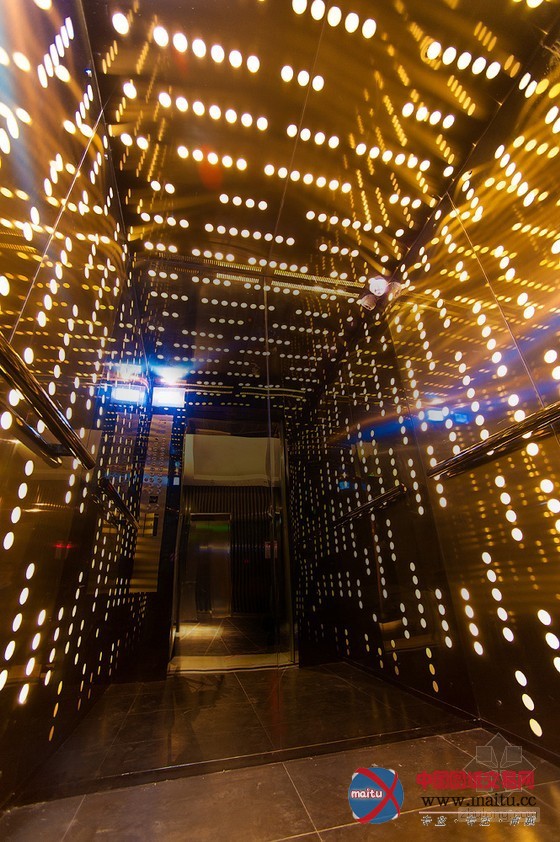 南京桔子水晶酒店设计 处处充满了艺术气息