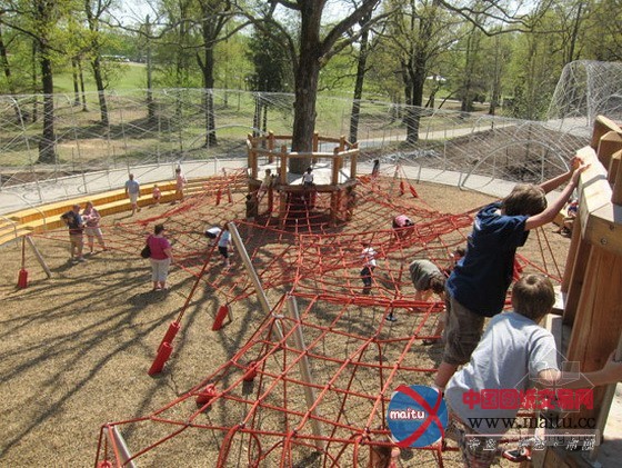 美国农场公园林地探索游乐场