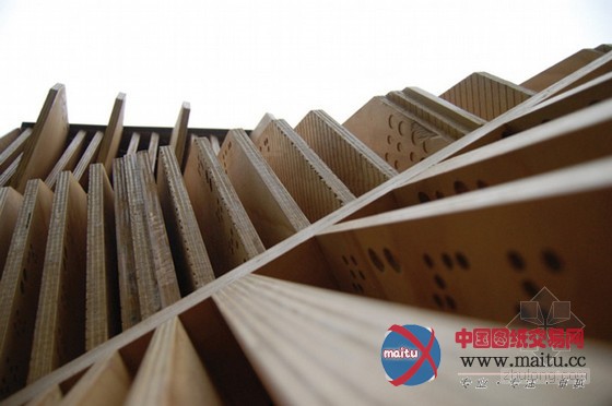 ants of the prairie设计的纽约“蝙蝠塔”