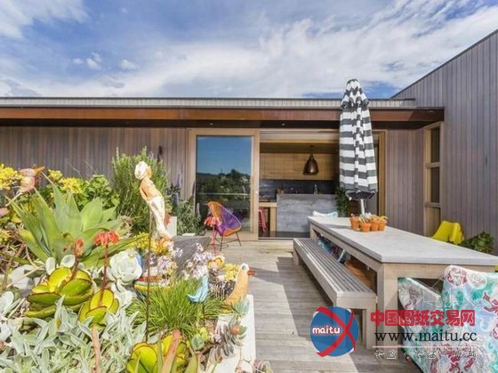 妙趣丛生的海滨别墅 空间显得格外温馨