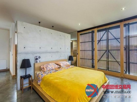 妙趣丛生的海滨别墅 空间显得格外温馨