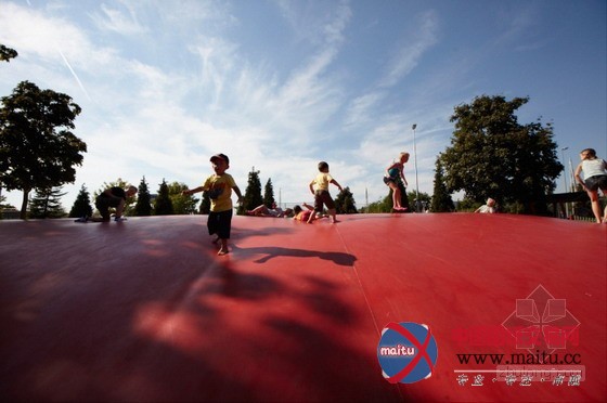 废弃核电厂中诞生的主题游乐场