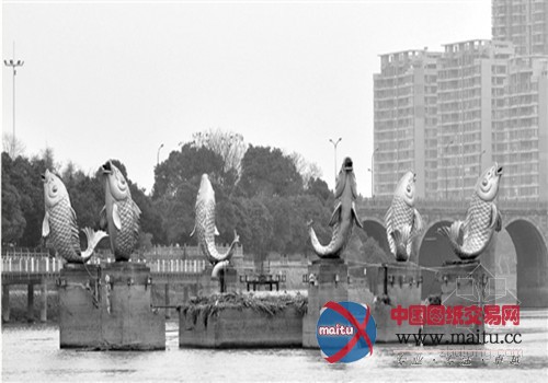 金华造价千万亚洲第一喷泉频频罢工 尴尬沉默江心