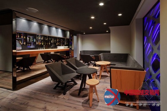 墨西哥Tori-Tori餐厅设计 创造出了动感效果