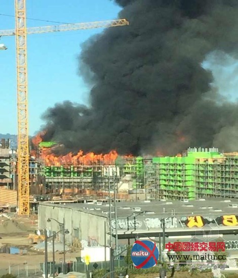 旧金山市中心造价2亿美金公寓楼被大火夷为平地