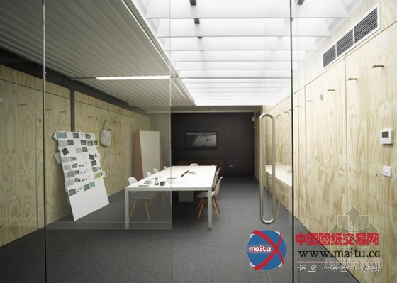 设计特别!利物浦Uniform新办公室设计