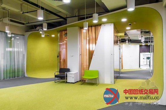 莫斯科办公室改造设计 更显舒适自然