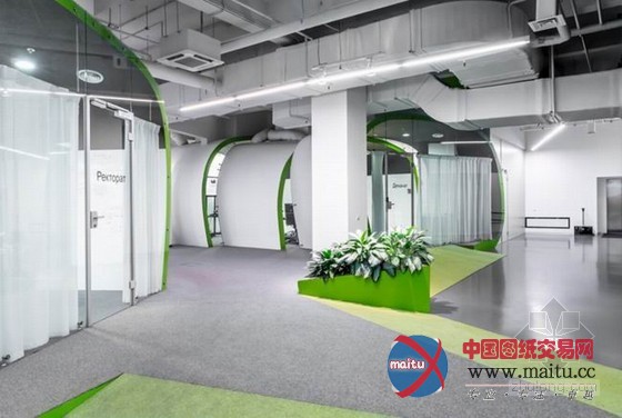 莫斯科办公室改造设计 更显舒适自然