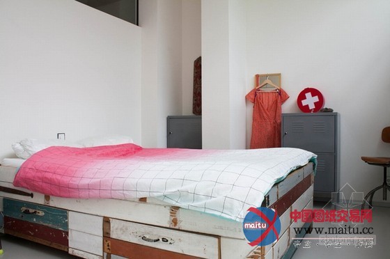 酷感十足!阿姆斯特丹loft住宅设计