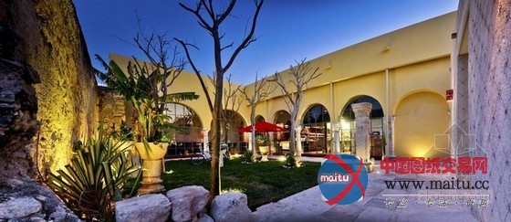 “折中主义建筑风格”意大利主题餐厅设计