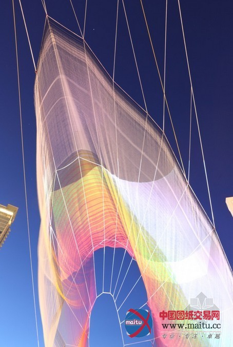 Janet Echelman的最大空中雕塑在温哥华亮相