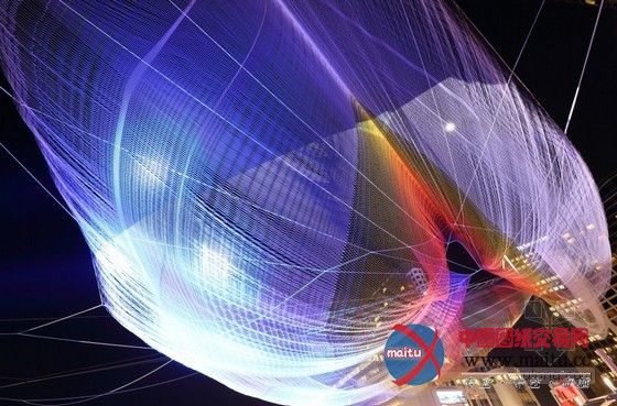 Janet Echelman的最大空中雕塑在温哥华亮相