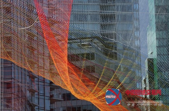 Janet Echelman的最大空中雕塑在温哥华亮相