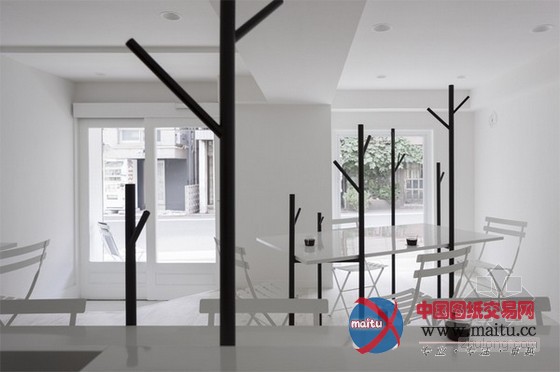 蔼蔼树影!日本东京Ki咖啡馆设计