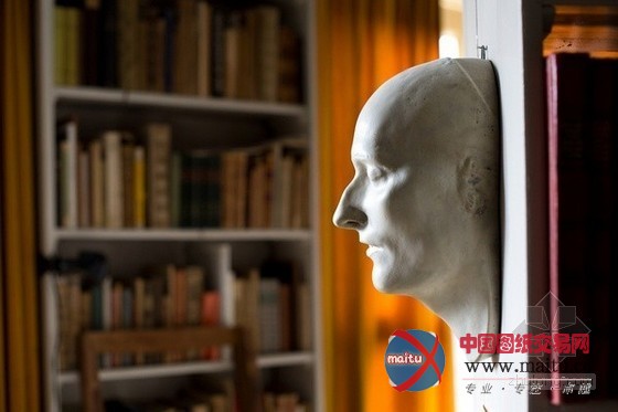 德国百岁女画家岁月中家居里的艺术人生