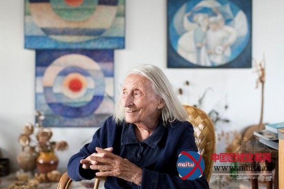 德国百岁女画家岁月中家居里的艺术人生