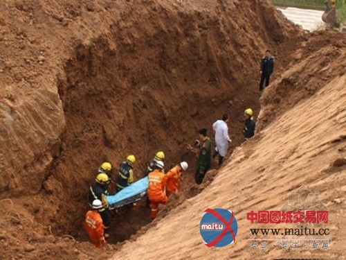 四川西充一工地发生塌方事故致1死2伤