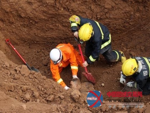 四川西充一工地发生塌方事故致1死2伤