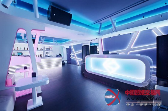 摩尔多瓦“E时代”属于年轻人的咖啡馆