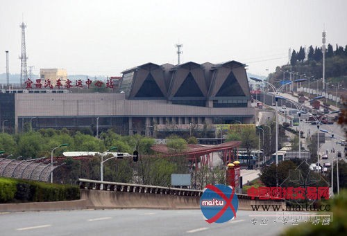 湖北“棺材”造型的宜昌客运站 引网友吐槽