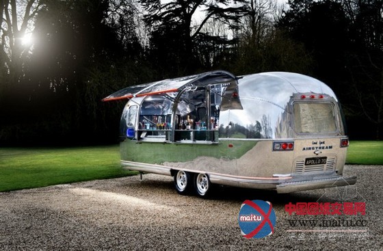 移动的五星级酒吧 清风房车