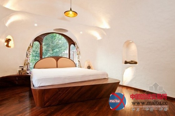 小空间不单调!65平印度拱形曲线空间